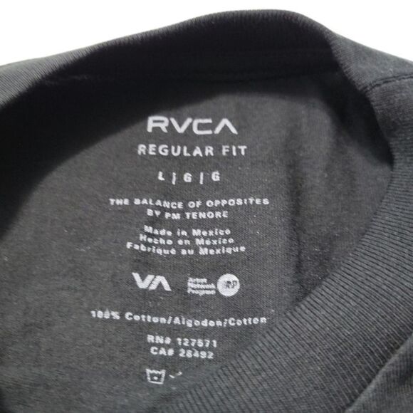 NWOT New RVCA Shirt Size Large Regular Fit Bruce Lee Eighty Years Graphic Shirt - Picture 6 of 6